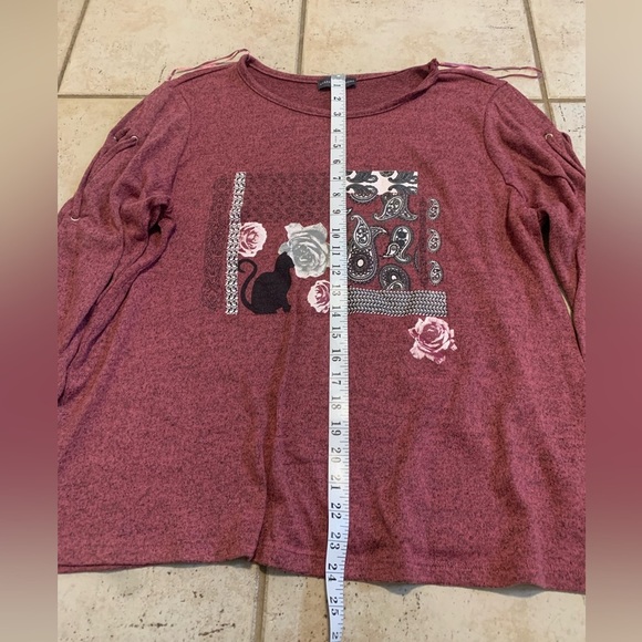 💜 Classic Editions Maroon Floral & Cat Tunic Top - Size XL - Picture 6 of 6